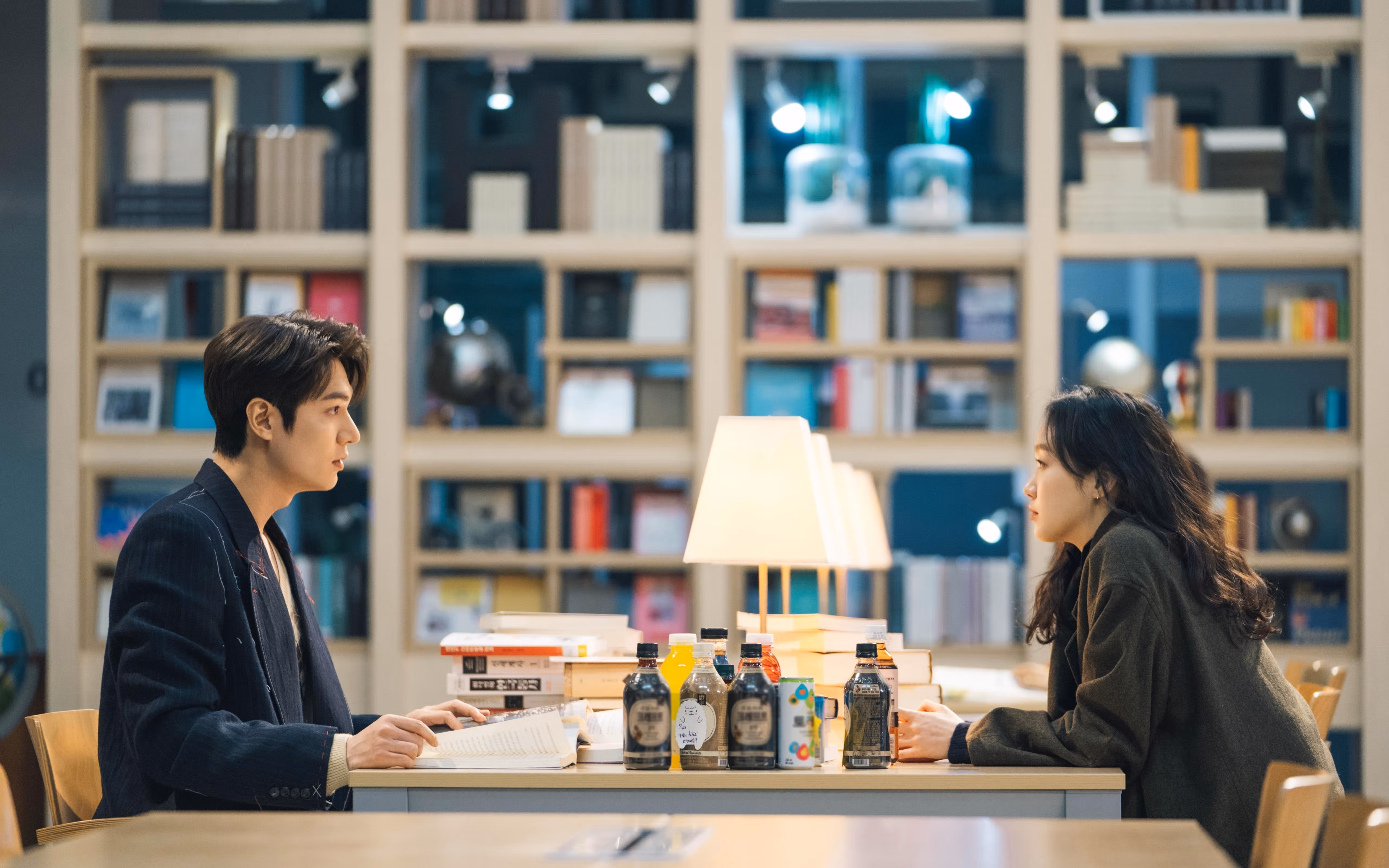 女子网球赛场新星崛起,国手表现抢眼,女子网球赛场新星崛起,国手表现抢眼吗