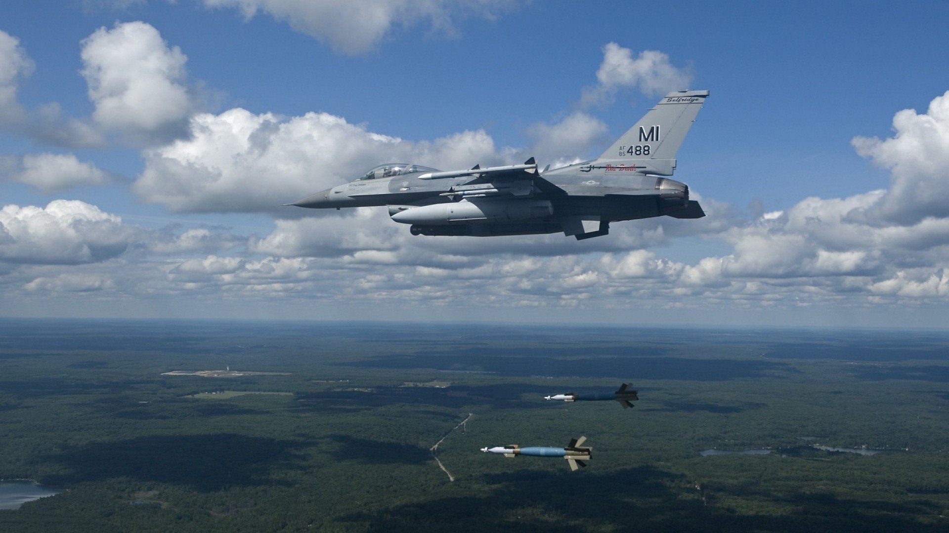 法甲豪门新战术:边路传中频繁,打乱对手组织,法甲边锋