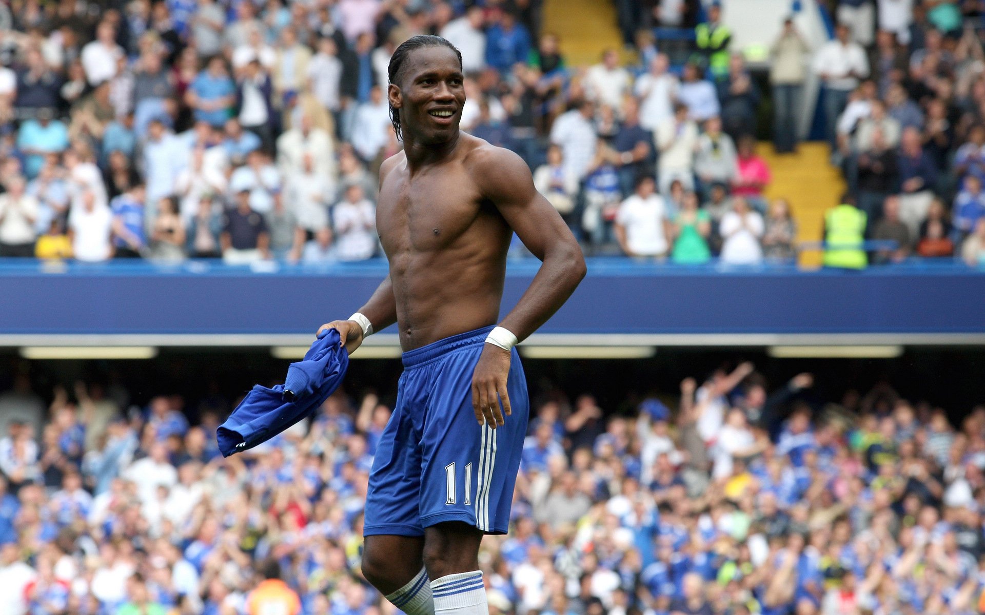 马赛持续强势，直追榜首，马赛首发