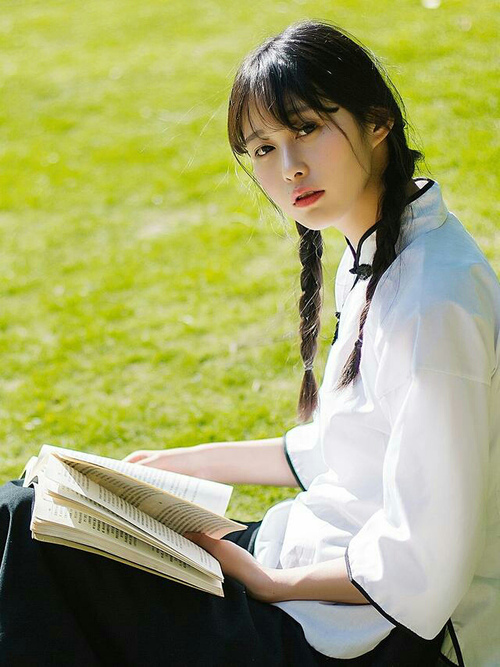 摩斯贝勒完成来自斯特拉斯堡的签约，摩斯morsee