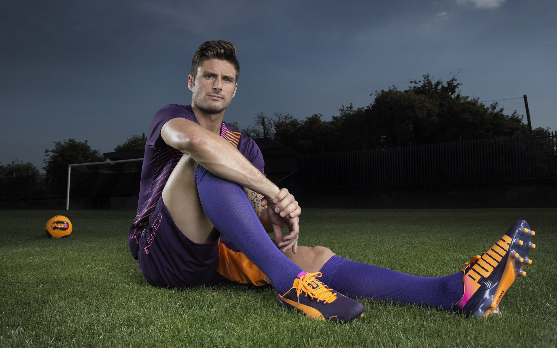 比赛中发生的重要瞬间成为球迷热议的焦点,比赛中可能出现的问题