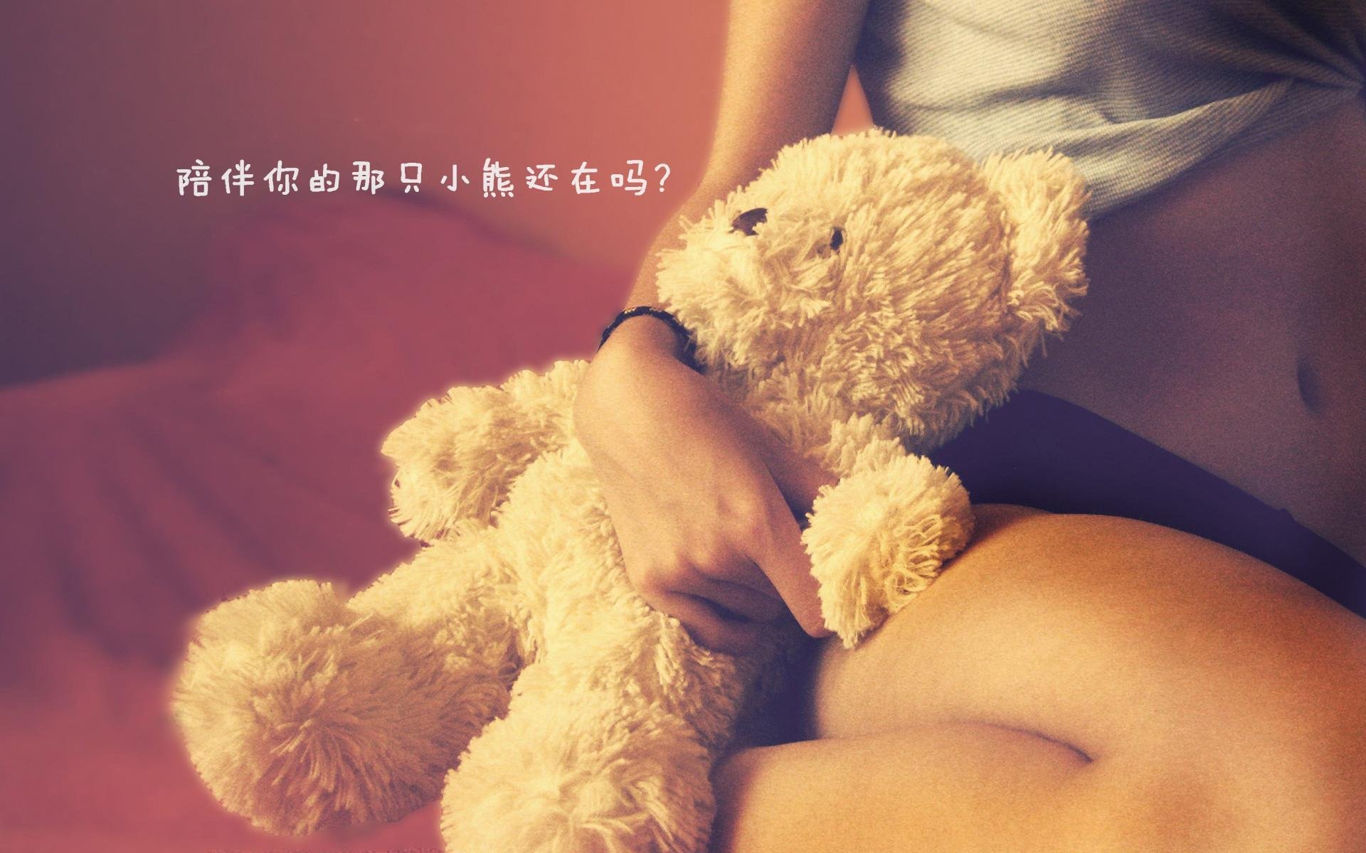 “东安湖赛场跑酷：惊险跃升，挑战极限障碍”