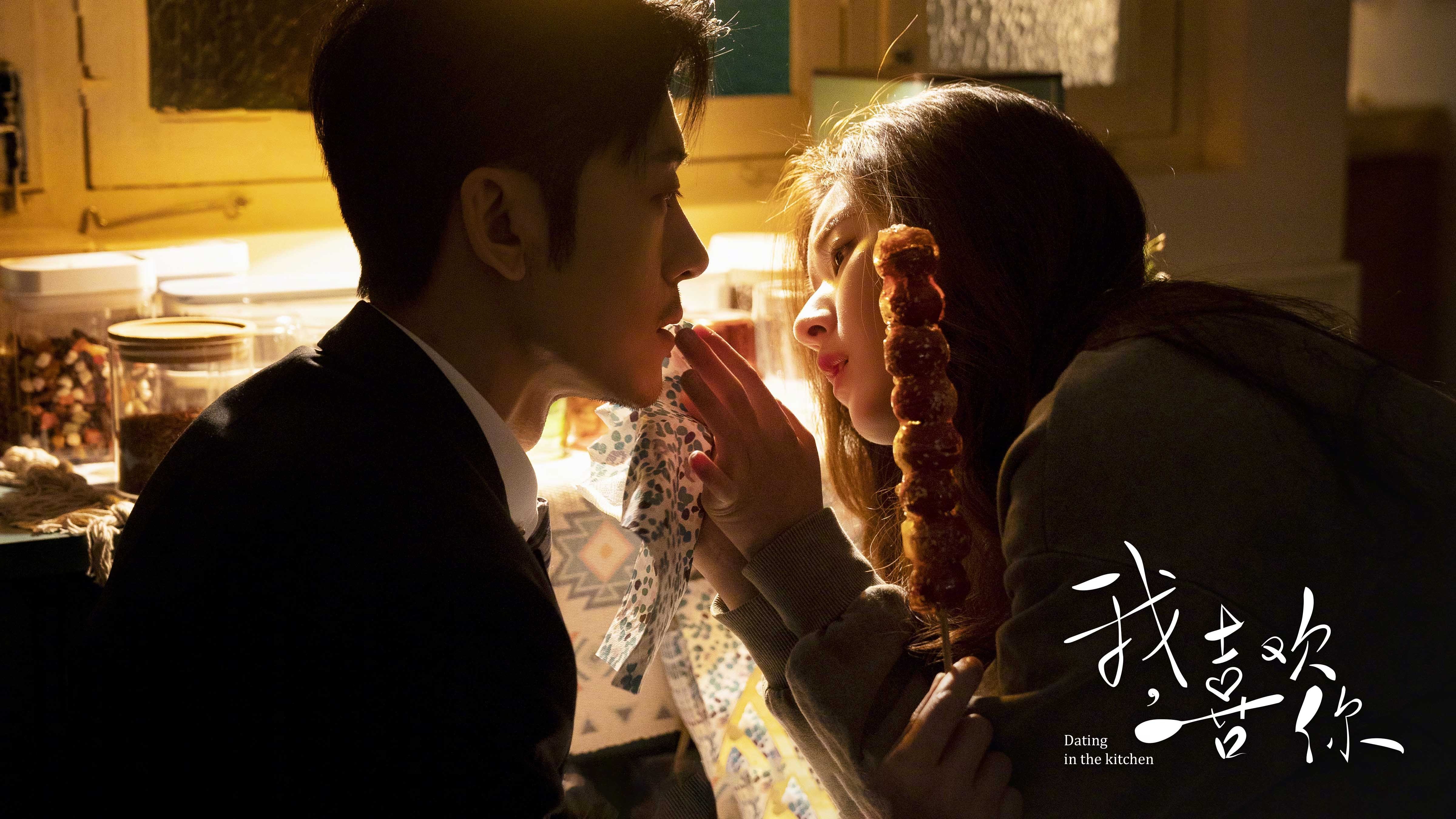 青年国家队球员分享训练日常传递热爱与坚持的力量,国家青年队教练